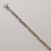 18K White Gold Fancy Link Bracelet 4.1mm