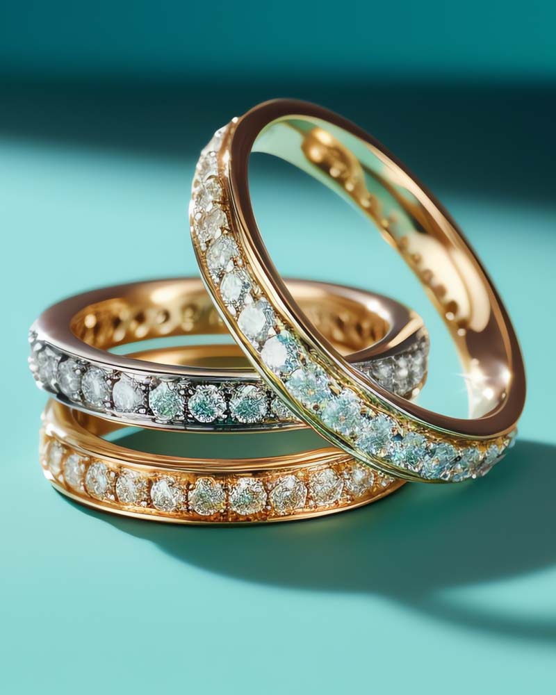 Full eternity band with diamonds all around