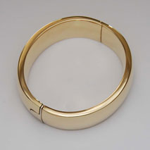 14K Yellow Gold Classic Plain Bangle, 18.0mm