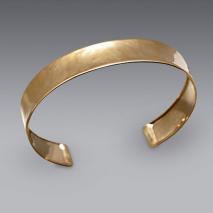 14K Yellow Gold Hammered Cuff Bangle 12.0mm, Shiny