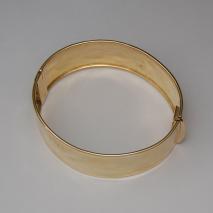 14K Yellow Gold Hammered Hinged Bangle 23.0mm, Shiny