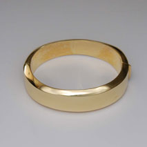 14K Yellow Gold Hinged Bangle, 60.0mm