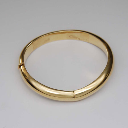 14k Yellow Gold Cleavage Bangle [A046178] | USA Jewels