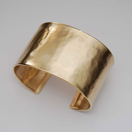 7-Inch 14K Yellow Gold Hammered Cuff Bangle, 37.0mm, Satin