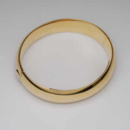 7-Inch 18K Yellow Gold Domed Bangle 15.0mm