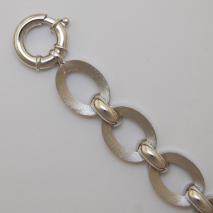 14K White Gold Concave Oval Link Bracelet