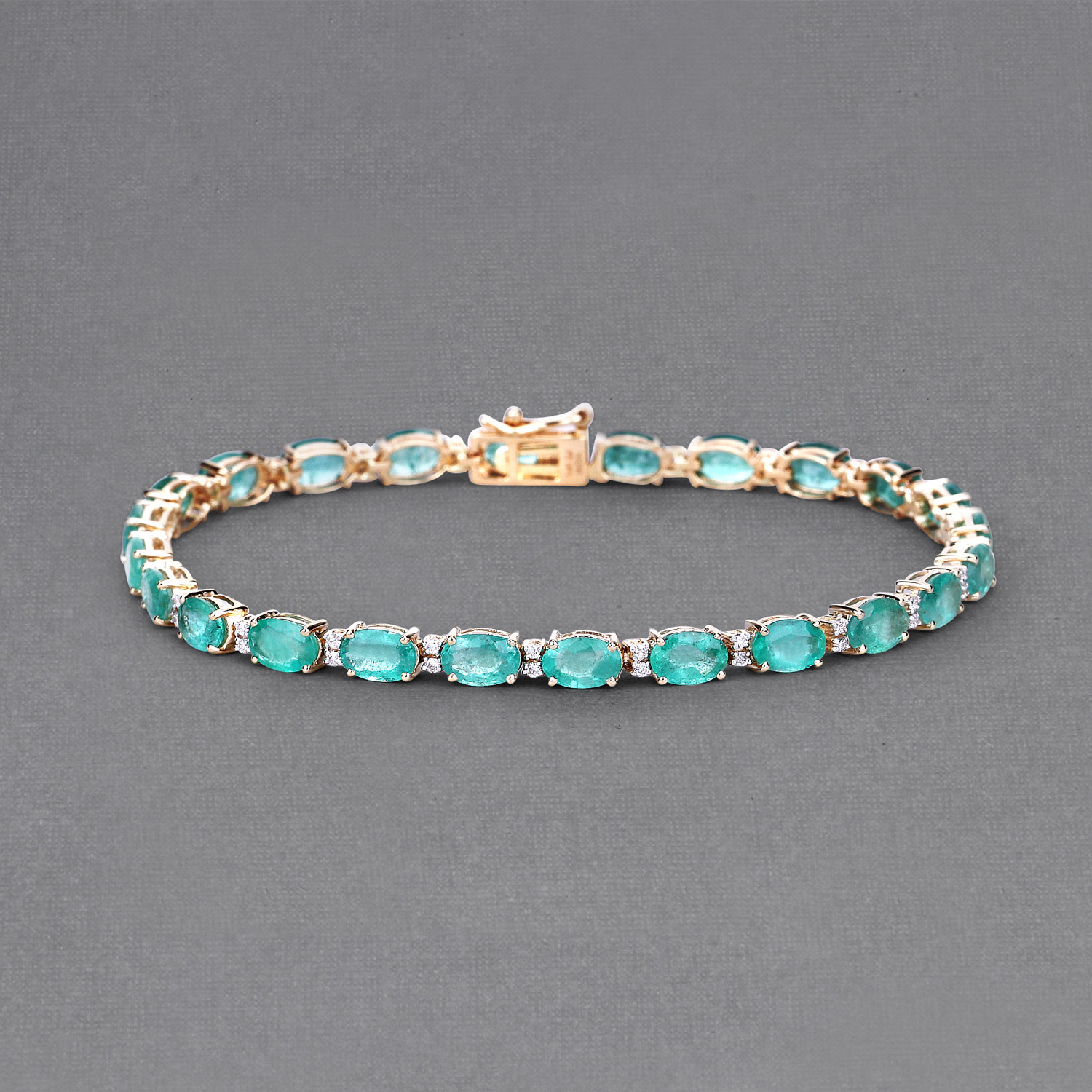 9.90 Carat Genuine Zambian Emerald and White Diamond 14K Yellow Gold Bracelet 2.20 C.T.W 14K yellow gold - view 3