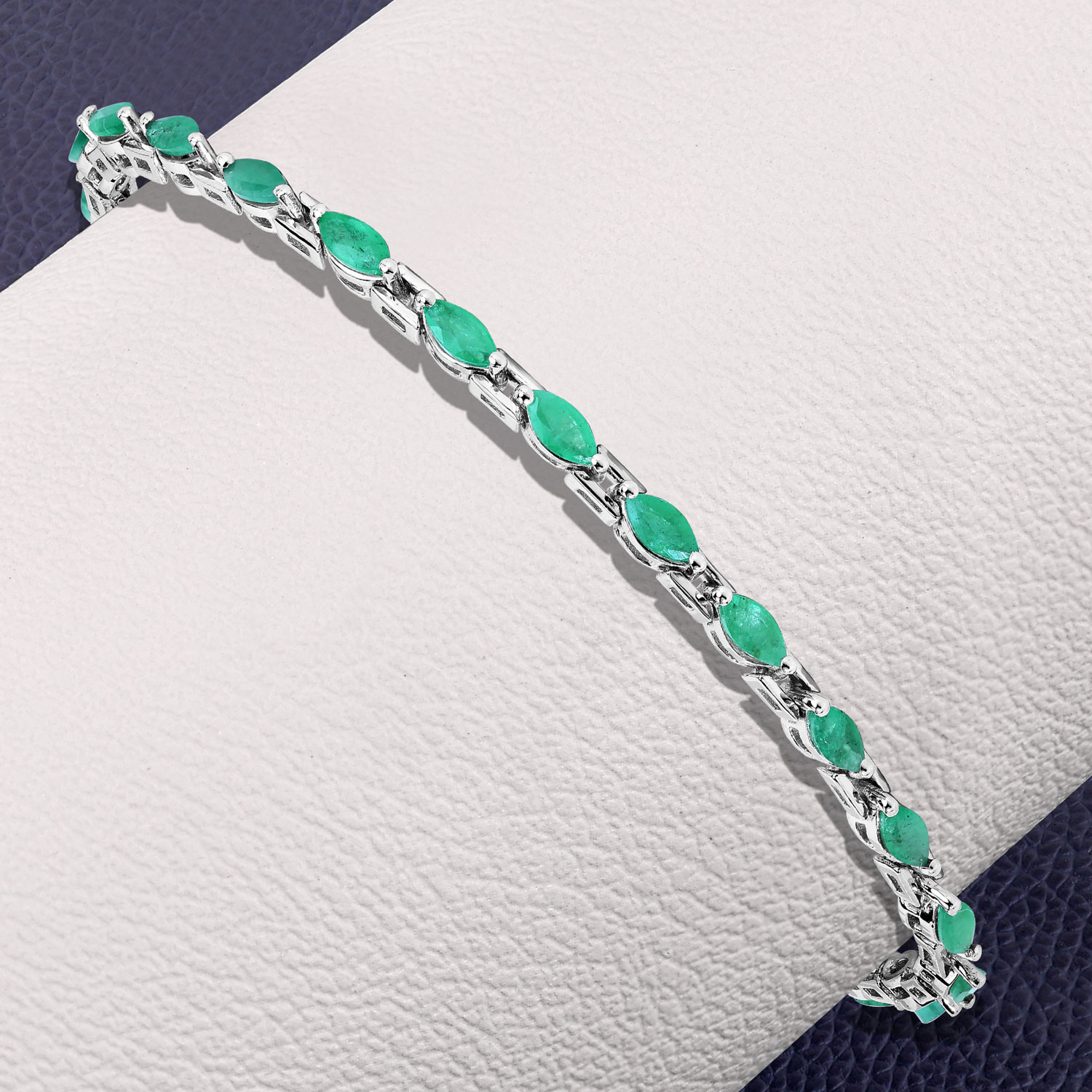 2.88 Carat Genuine Emerald .925 Sterling Silver Bracelet 2.20 C.T.W Sterling Silver - view 2