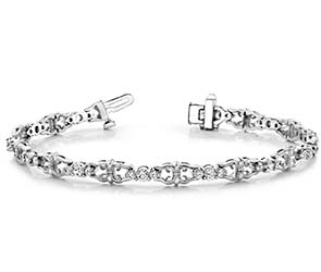 Three Across Crown Link Diamond Bracelet