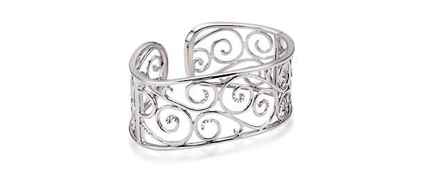 Diamond Cuff Bracelet 1/4 Carat Total Weight