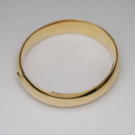 18K Classic Bangles