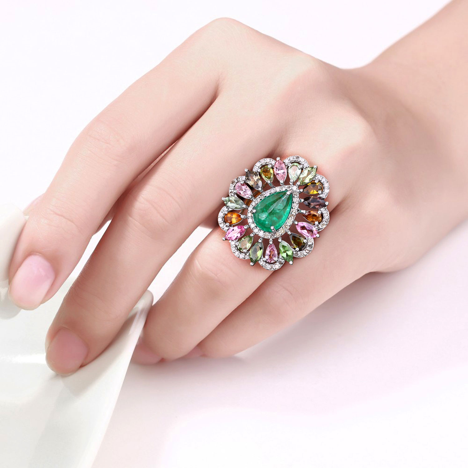 Emerald Rings Collection