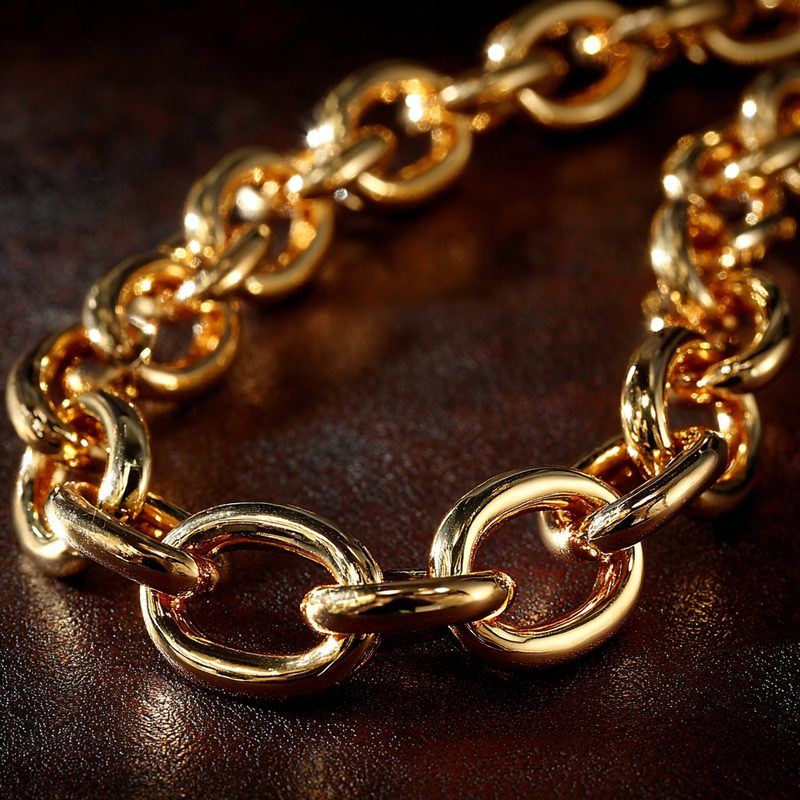 Cable Chains in gold and platinum