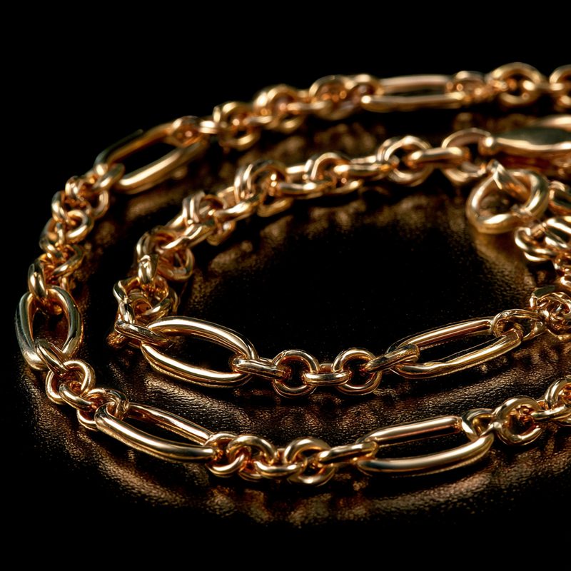 Figaro Chains in gold and platinum