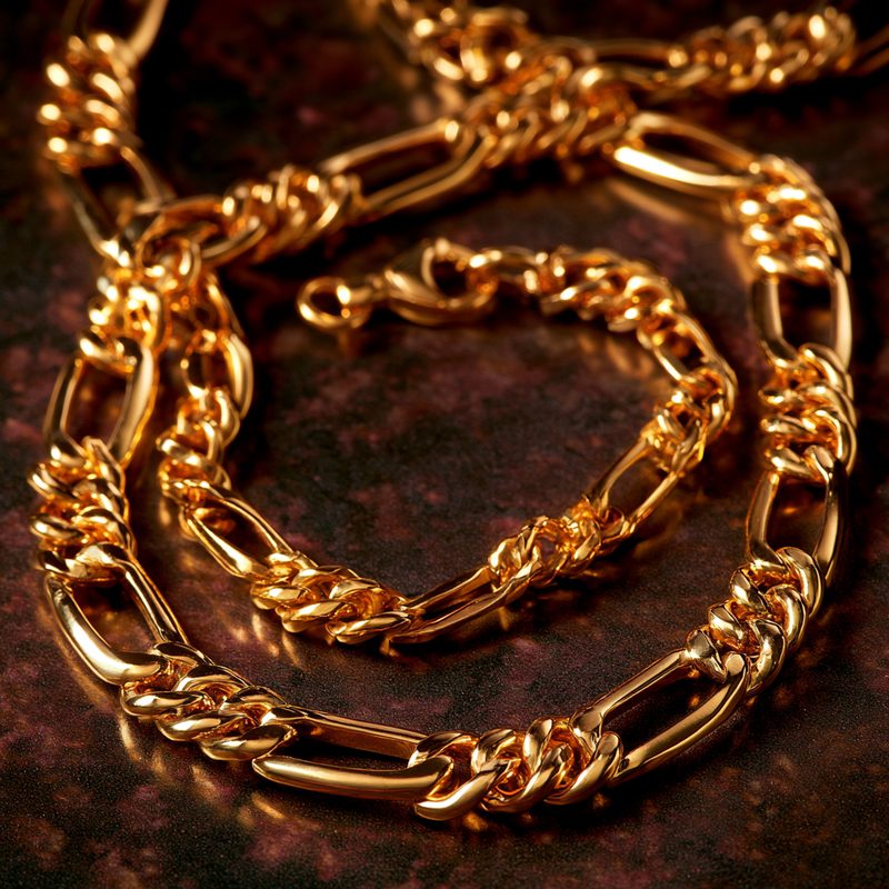 Figaro Chains in gold and platinum