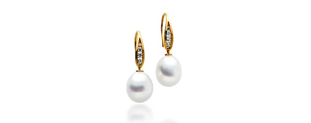 Genuine Paspaley White South Sea Culture Pearl Earrings 24.34 Carat Total Weight