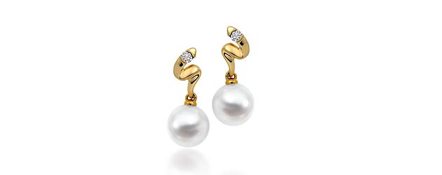 Genuine Paspaley White South Sea Culture Pearl Earrings 1/5 Carat Total Weight