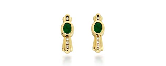 Emerald and Diamond Earrings 1.75 Carat Total Weight
