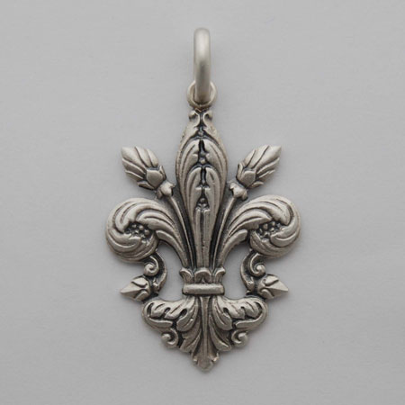 23mm x 35mm Sterling Silver Fleur de Lis Medal