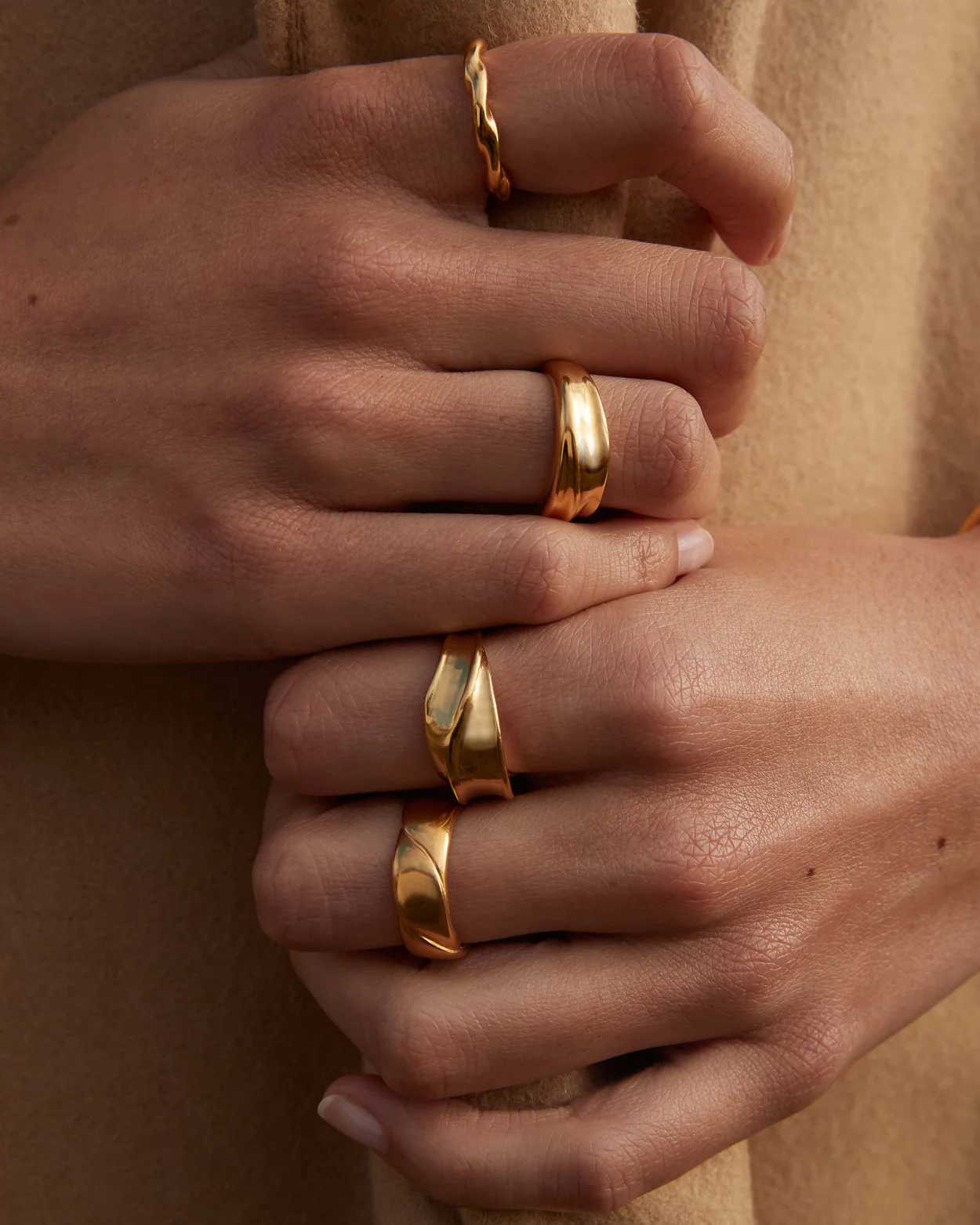18K gold rings
