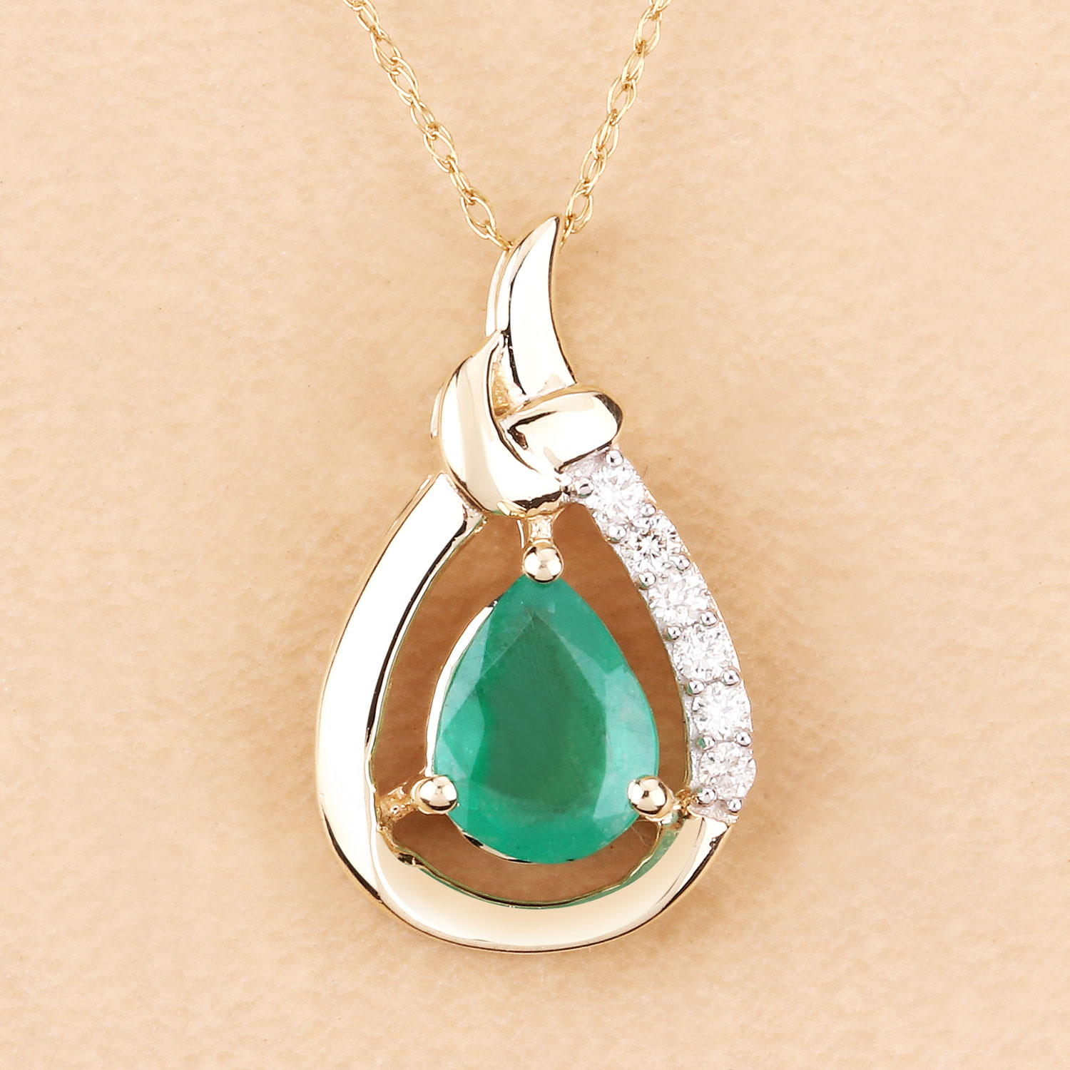 0.23 Carat Genuine Emerald .925 Sterling Silver Pendant 0.23 C.T.W Sterling Silver - view 7