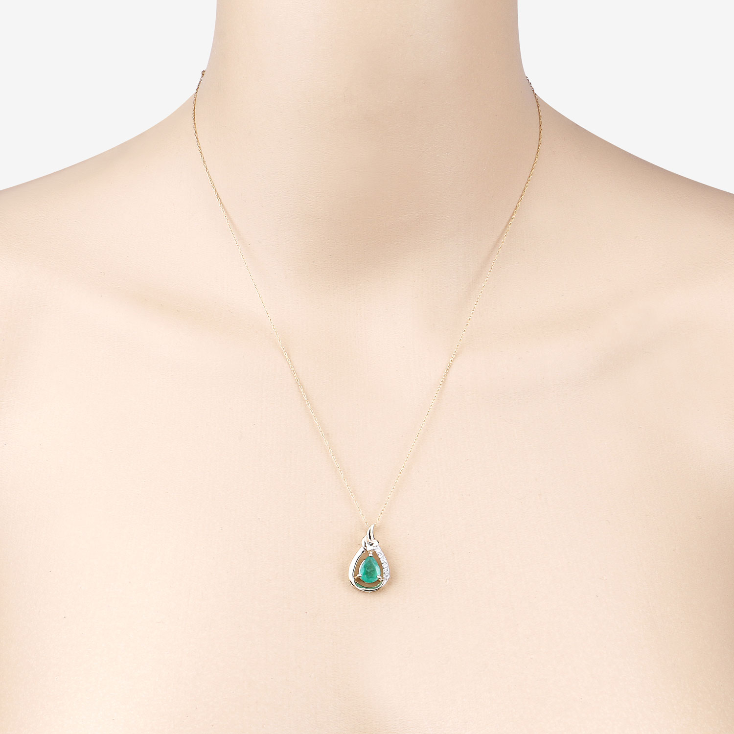 0.23 Carat Genuine Emerald .925 Sterling Silver Pendant 0.23 C.T.W Sterling Silver - view 6