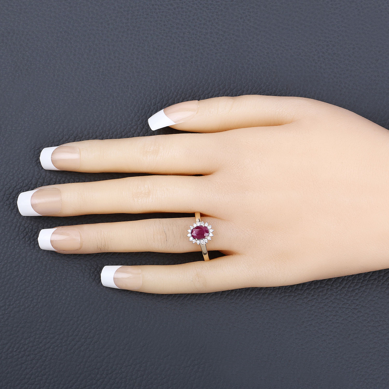 1.01 Carat Genuine Ruby and White Diamond 10K Yellow Gold Ring 1.01 C.T.W 10K yellow or white gold - view 3