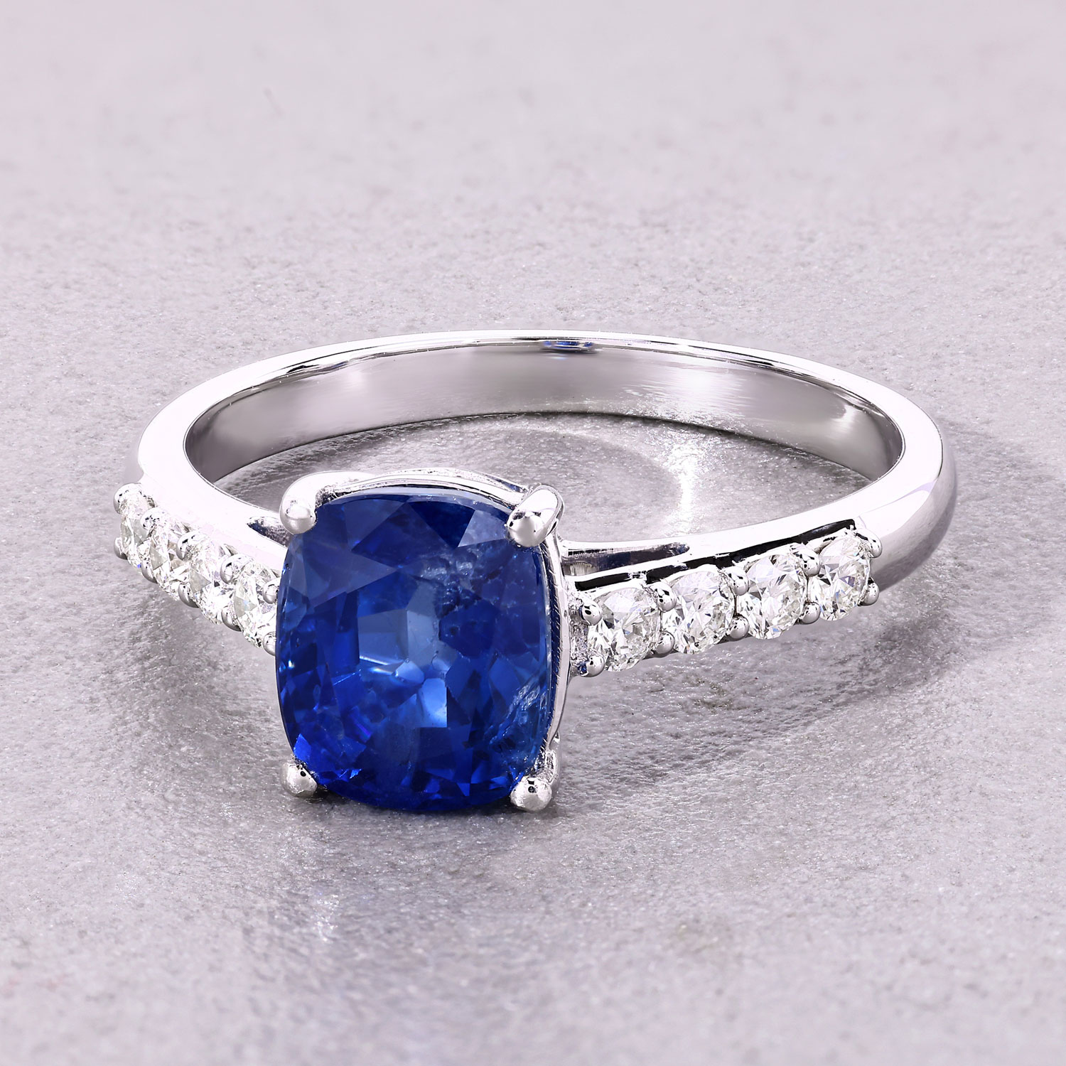 2.67 Carat Genuine Ceylon Blue Sapphire and White Diamond 18K White Gold Ring 2.67 C.T.W 18K white gold - view 7