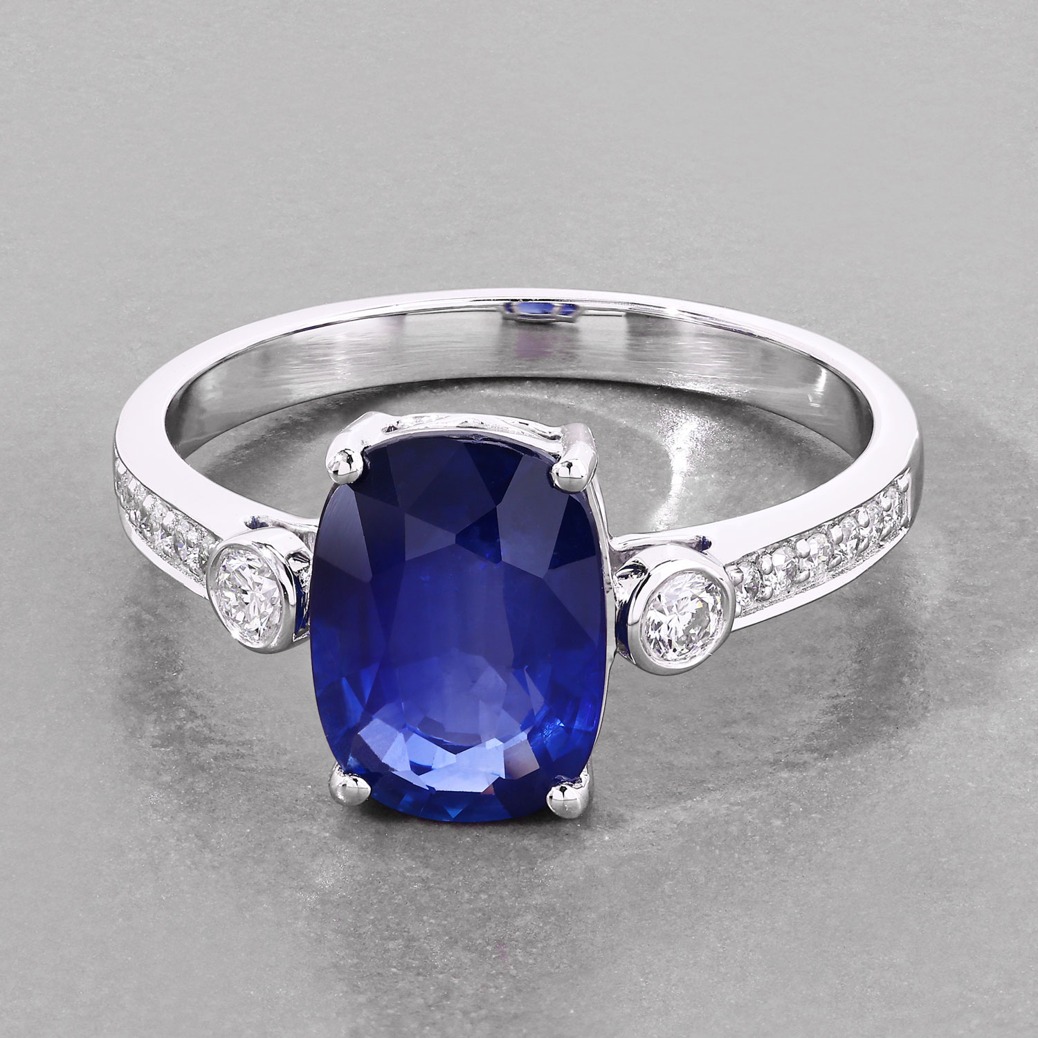 2.72 Carat Genuine Ceylon Blue Sapphire and White Diamond 18K White Gold Ring 2.72 C.T.W 18K white gold - view 6