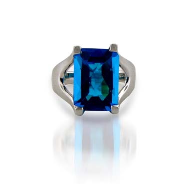 Sterling SIlver Blue Topaz Ring 6.1 Carat Total Weight