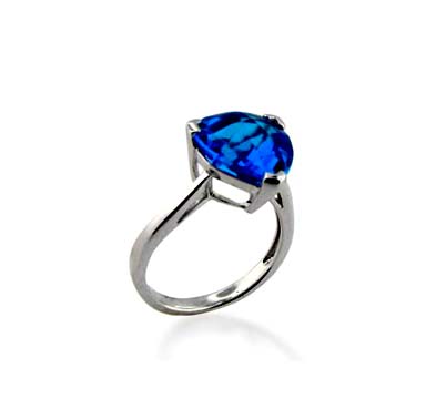 Sterling SIlver Blue Topaz 5.3 Carat Total Weight