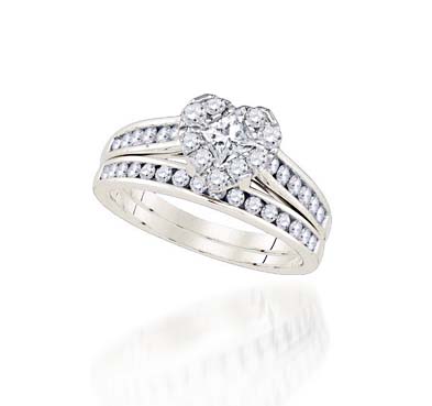 Heart Shape Cluster Diamond Bridal Set Ring 1.0 Carat Total Weight
