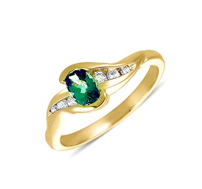 Emerald and Diamond Ring 0.54 Carat Total Weight