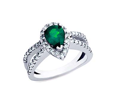 Emerald & Diamond Ring 1.75 Carat Total Weight