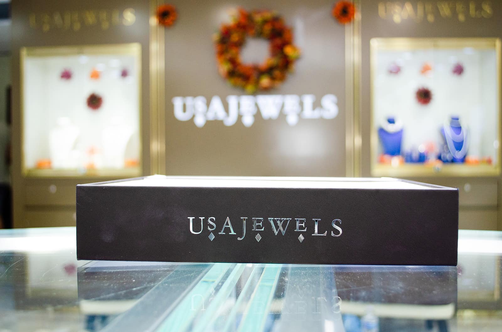 USA Jewels signature jewelry packaging