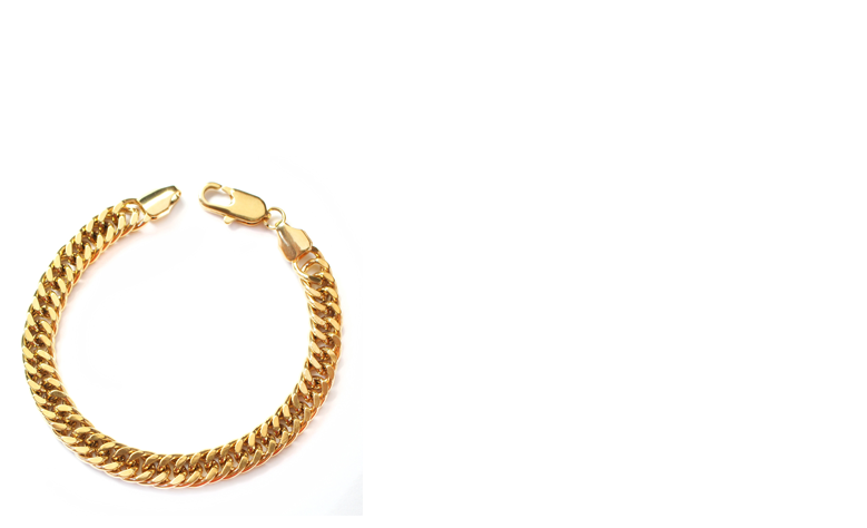 Gold Bracelet with locking clasp