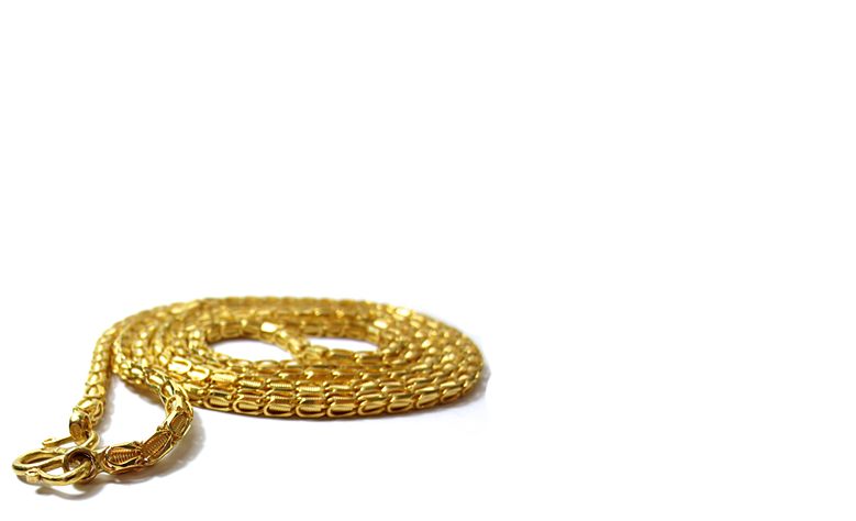 Gold Chain laid out in a circle
